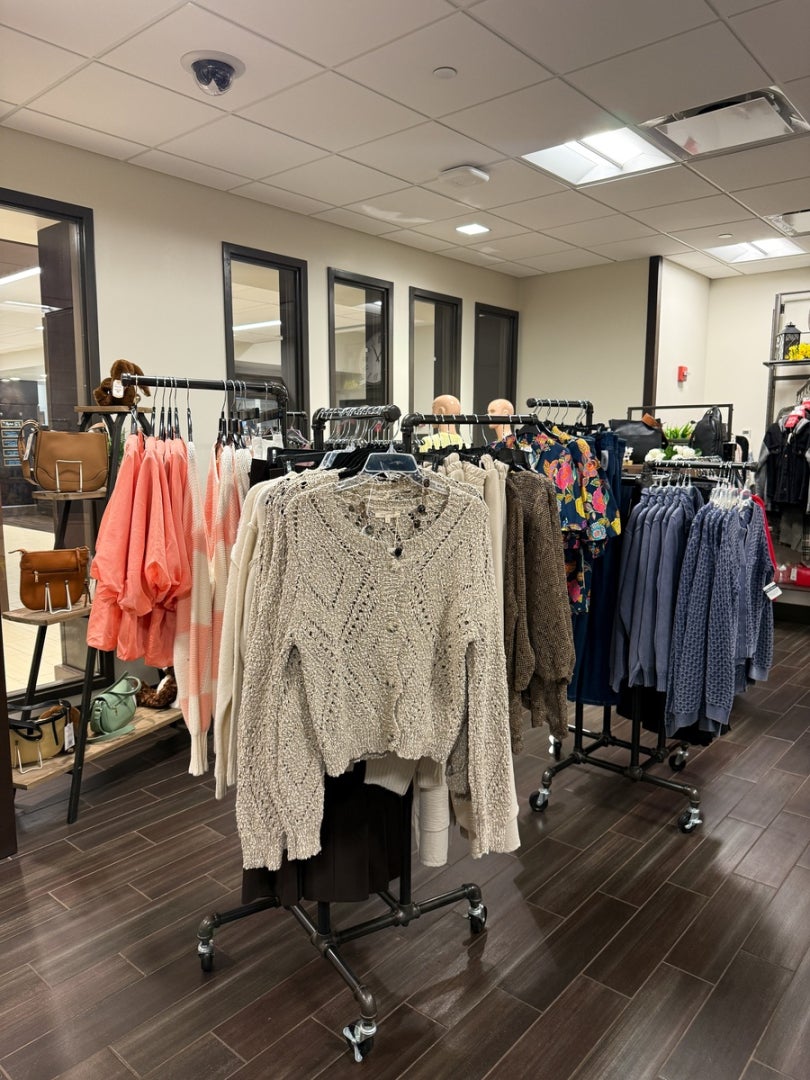 Carolyn Corner gift shop2
